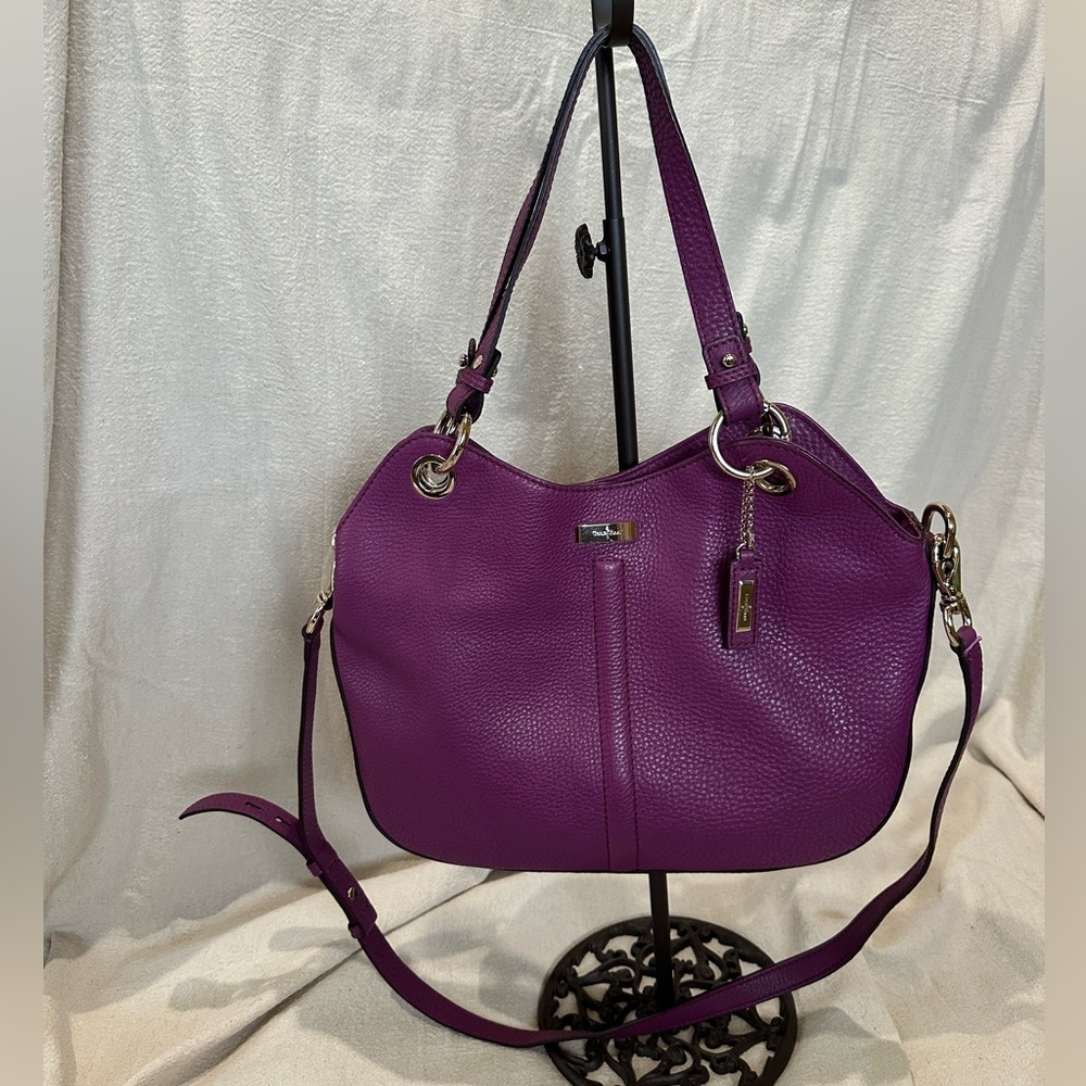 Cole Hahn Leather Crossbody Handbag